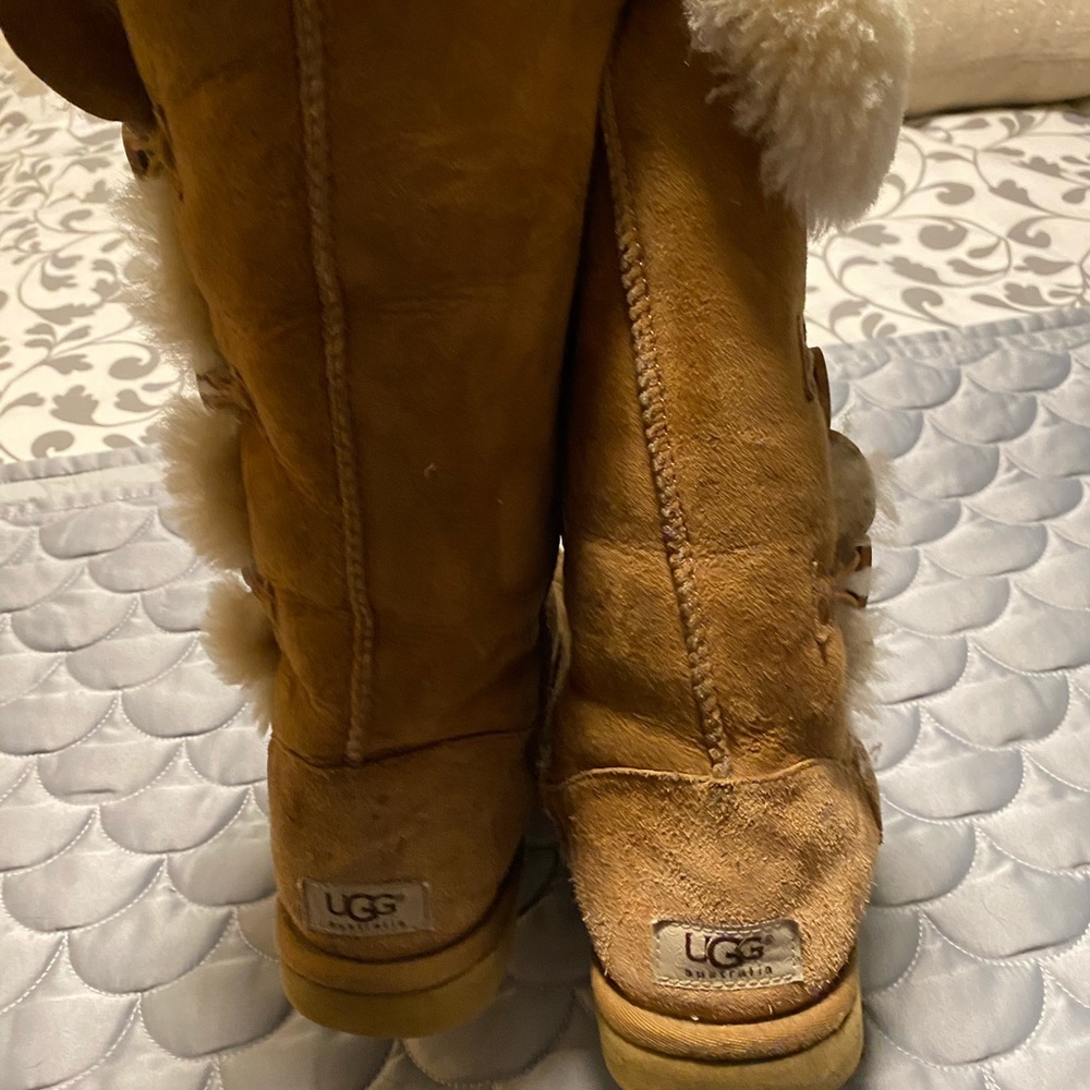 Ugh Bailey Button Triplet Boot - image 5